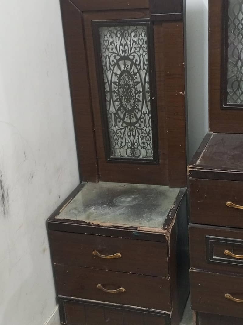 Dressing Table + Side Tables 1