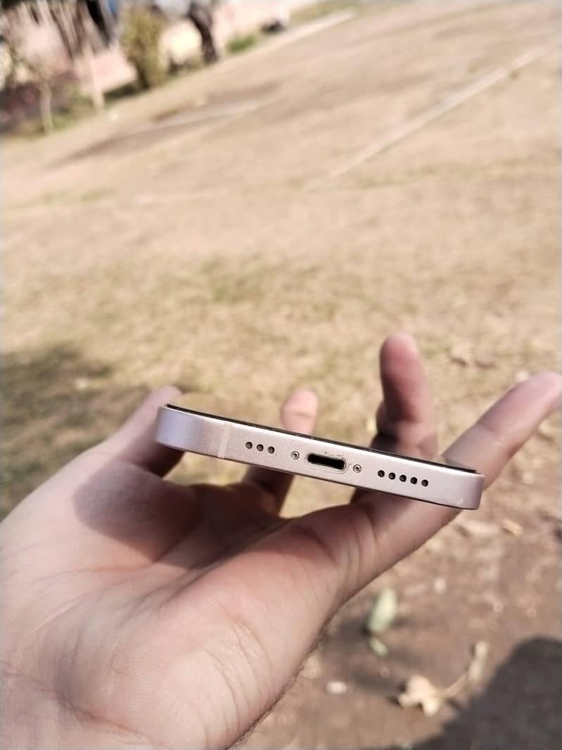 Apple iPhone 13 urgent sale 3