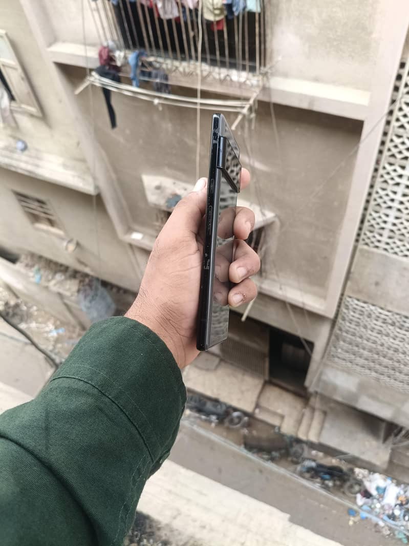 Google Pixel 6 Pro 2