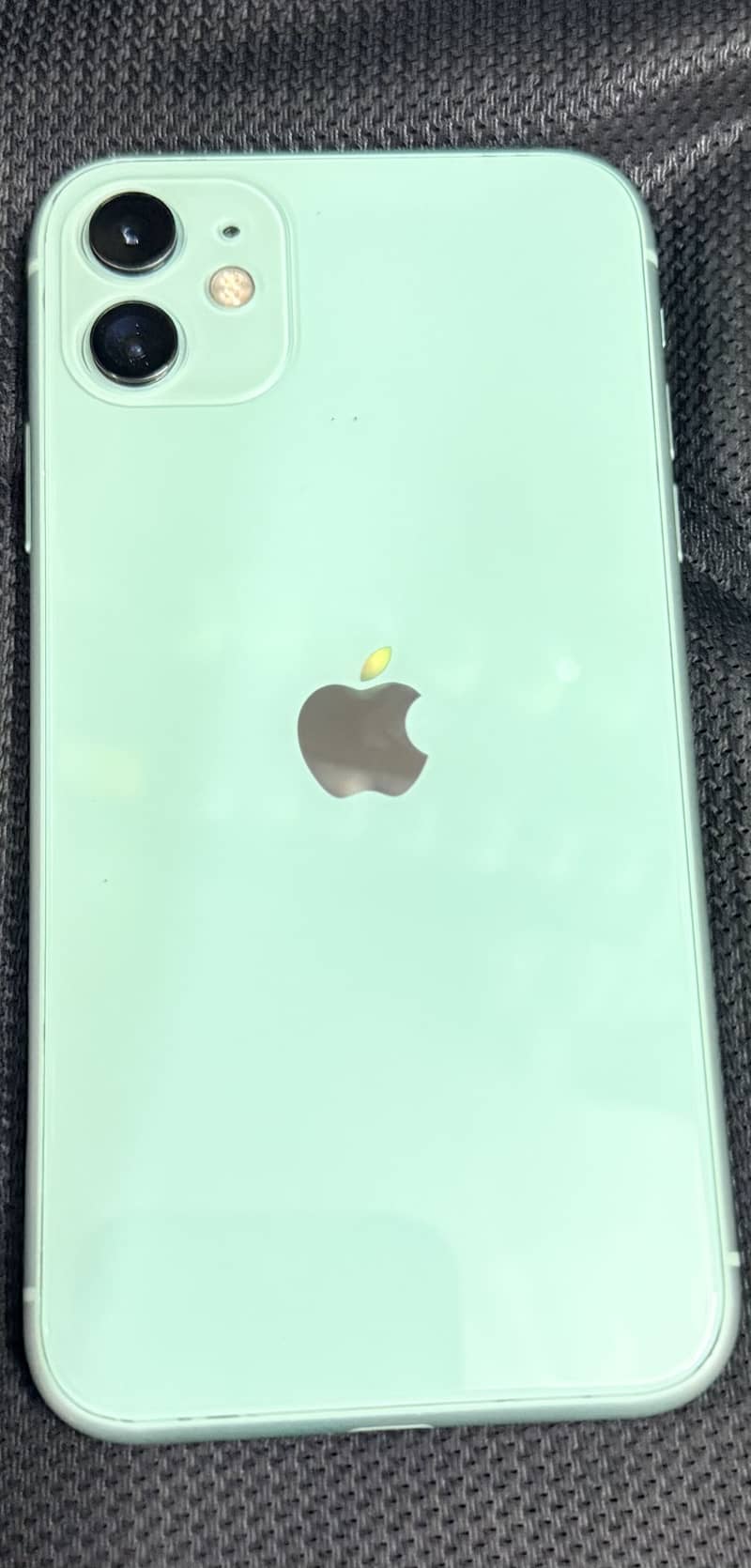 Apple iPhone 11 3