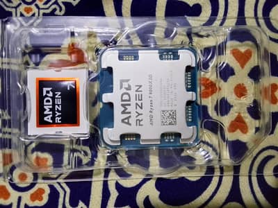 AMD RYZEN 7 9800X3D TRAY PROCESSER