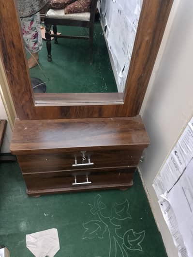 Dressing table