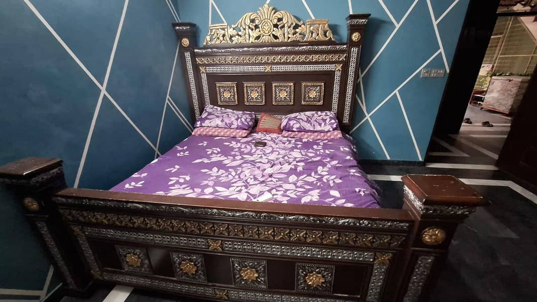 king bed 0