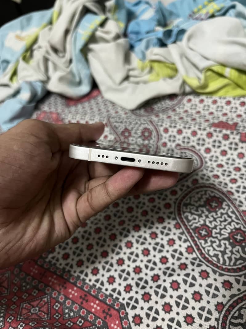 Apple iPhone 12 5