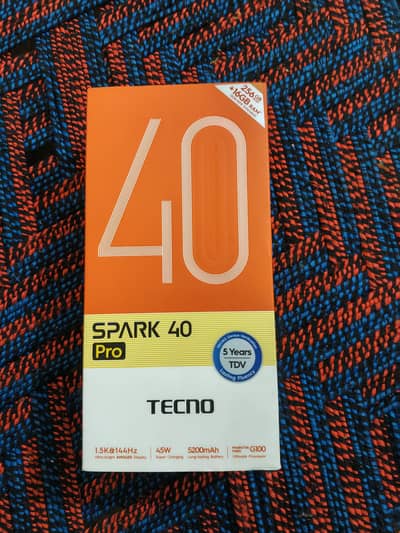 Tecno Spark 40 pro