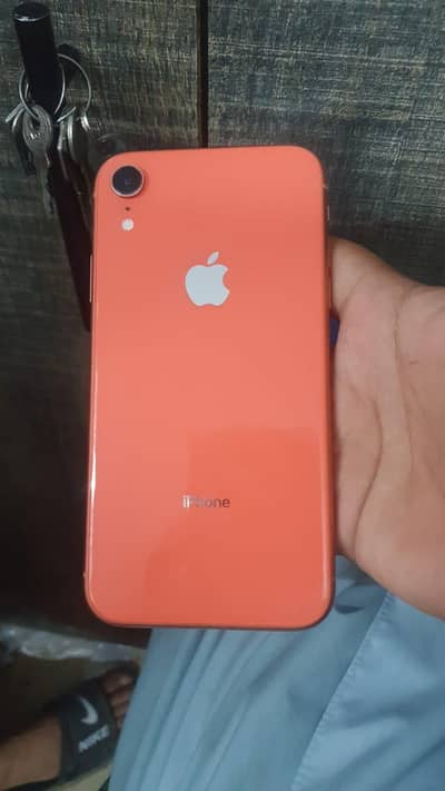 Apple iPhone XR