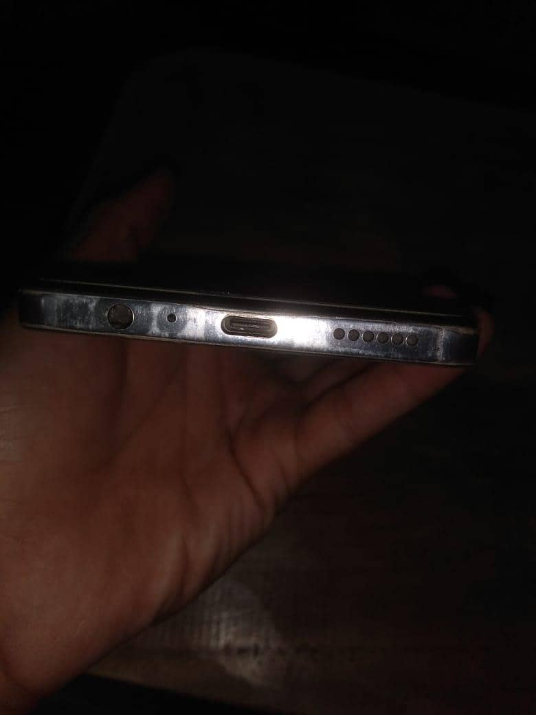 Tecno CAMON 30S 1