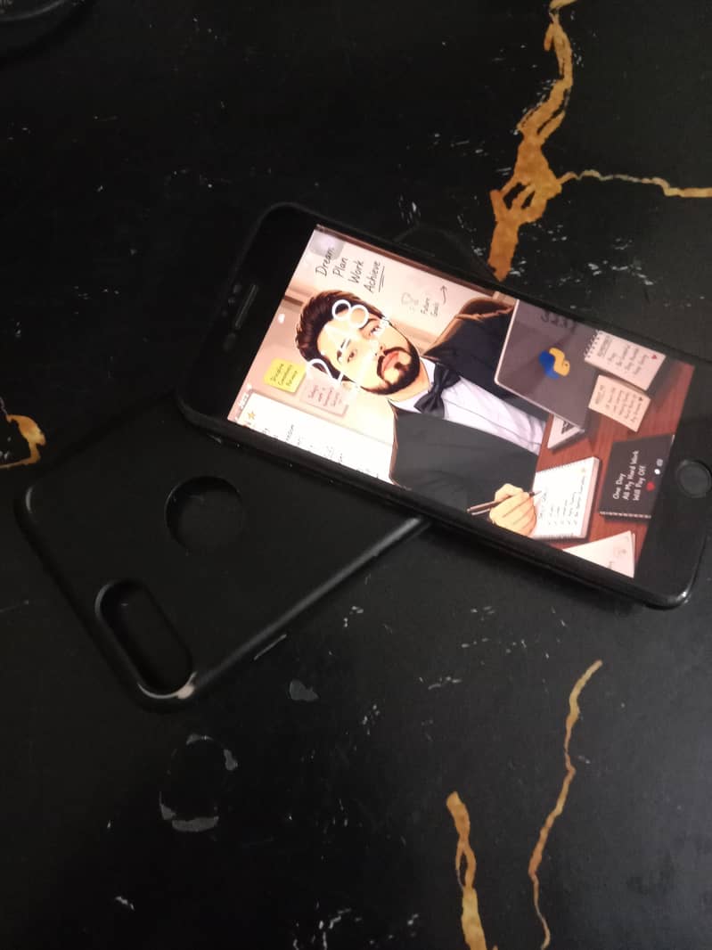 Apple iPhone 7 Plus 1