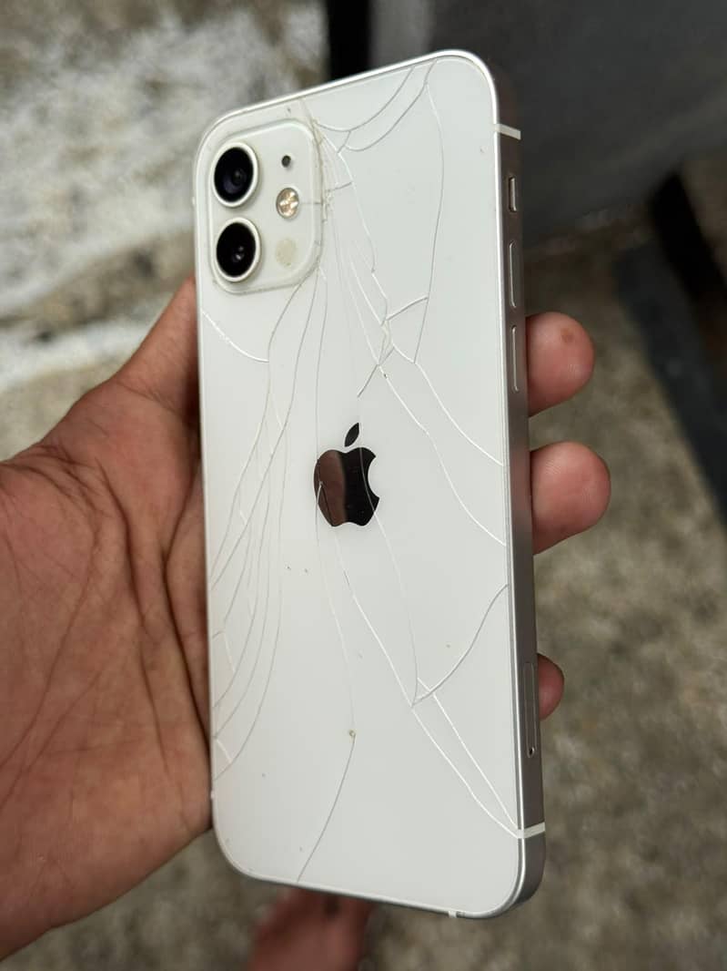 Apple iPhone 12 5