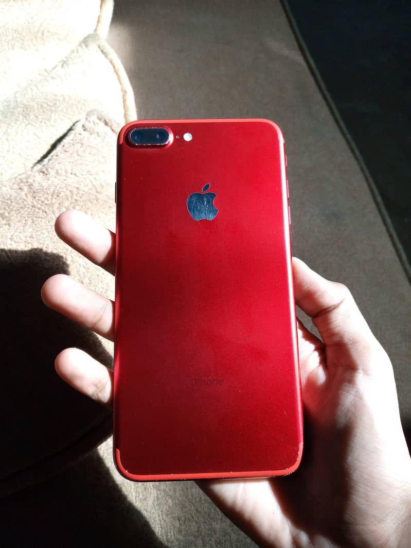 Apple iPhone 7 Plus 1