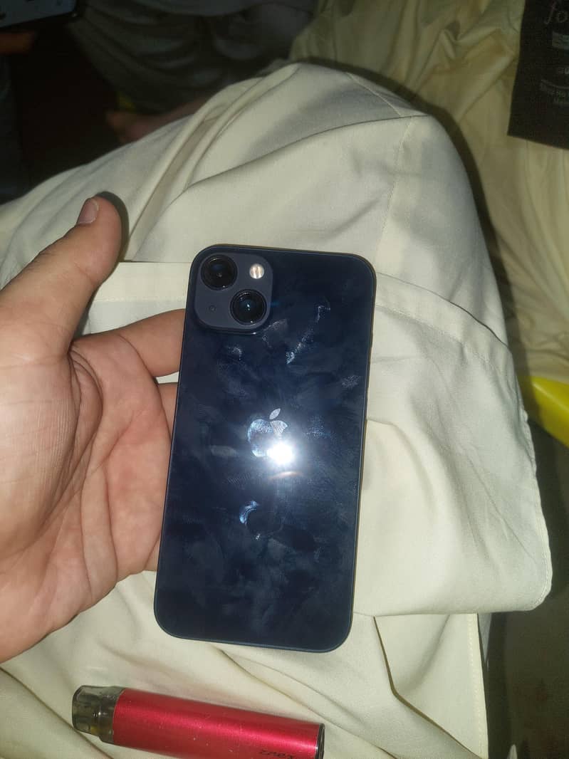 Apple iPhone 13 1