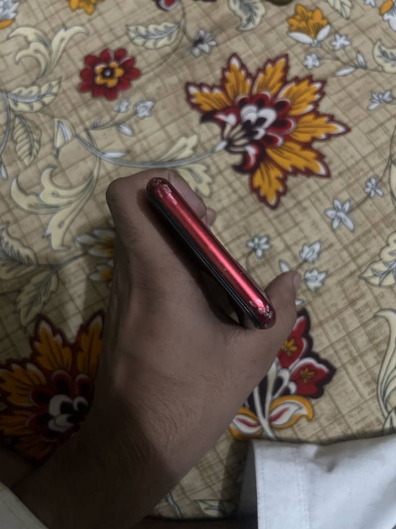 Apple iPhone 11 3