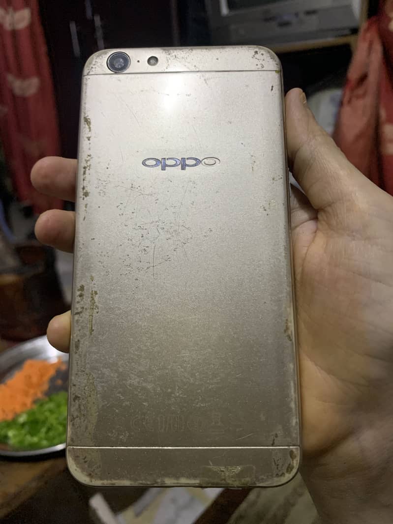 OPPO A57 1