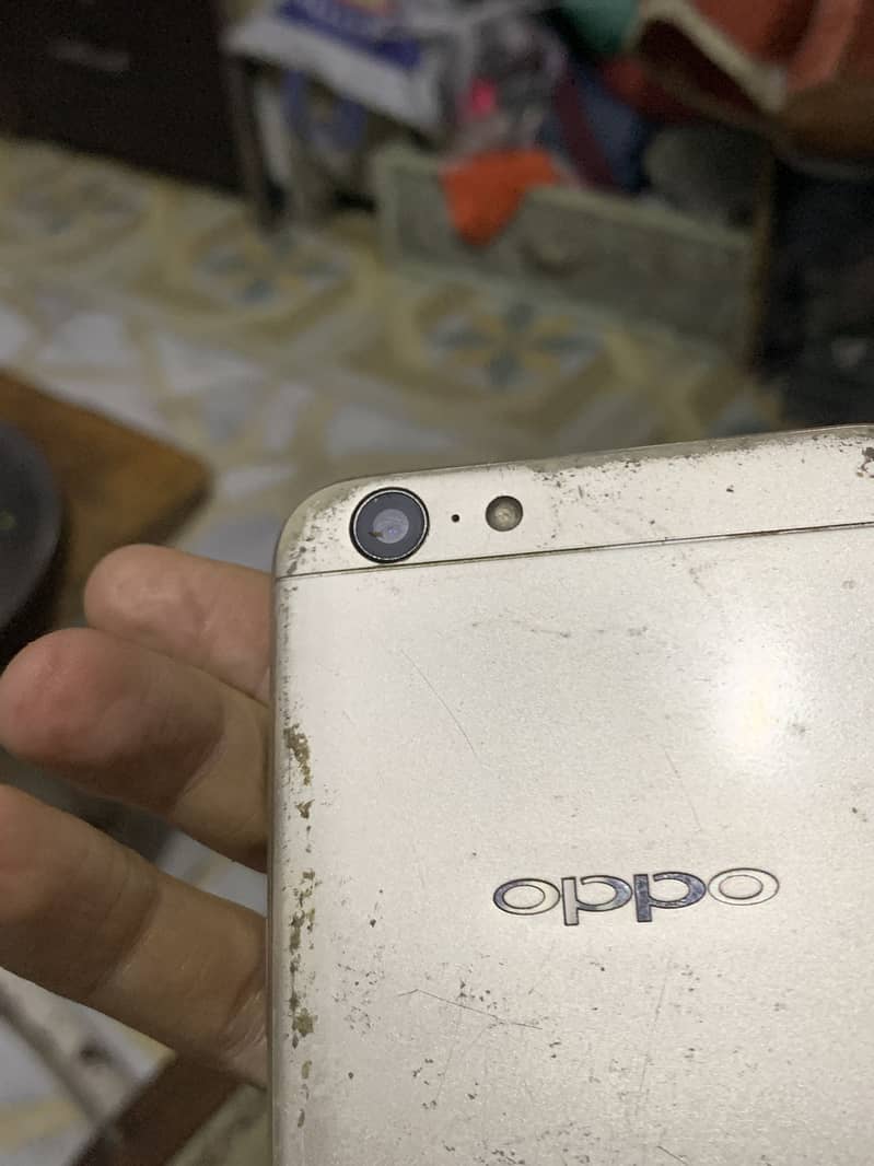 OPPO A57 5