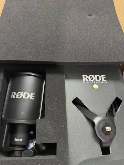 RØDE NT-USB Professional USB Condenser Microphone