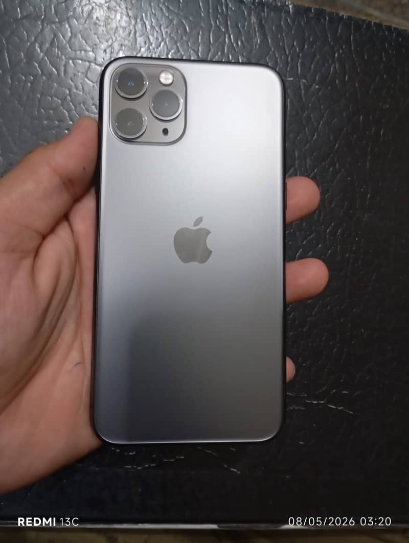 Apple iPhone 11 Pro 3