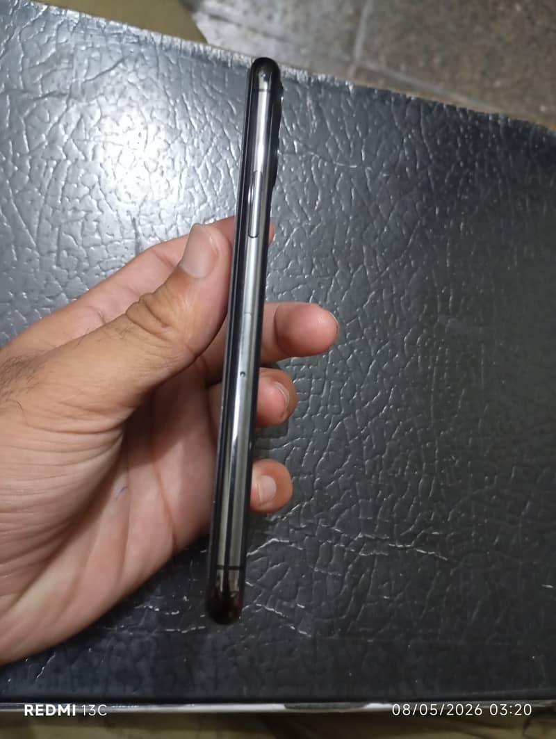 Apple iPhone 11 Pro 5