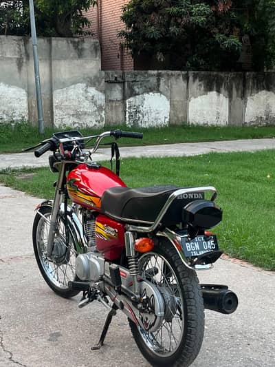United 125 antique
