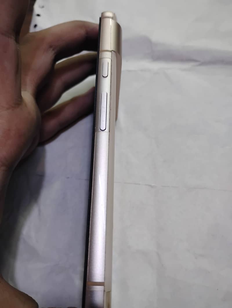 Google Pixel 8 3