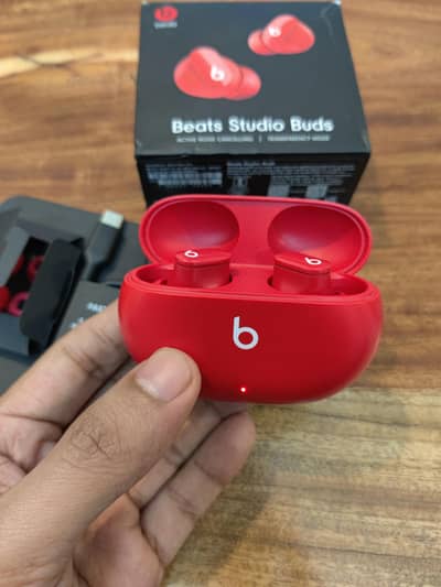 Beats Studio Buds