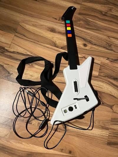 Xbox360 guitar hero guitar