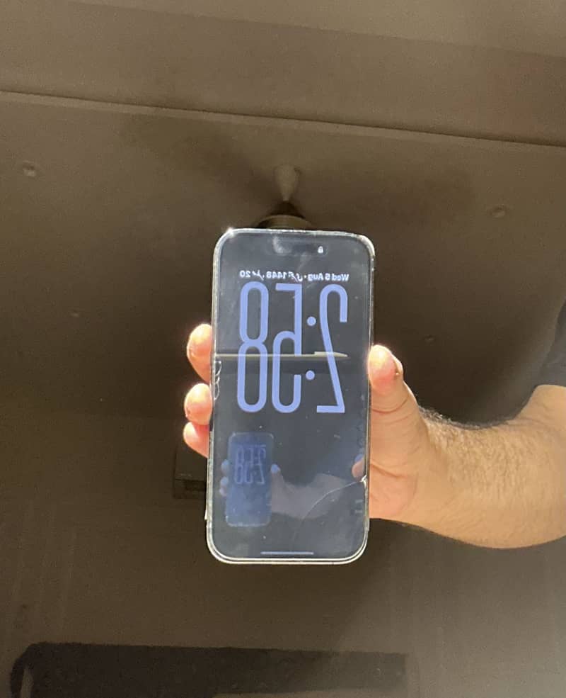 Apple iPhone 14 Pro 2