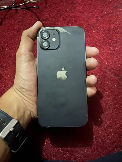 Apple iPhone 12