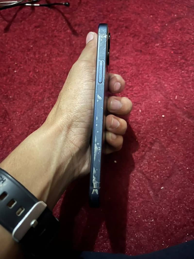 Apple iPhone 12 2
