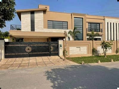 1 KANAL ELEGANT AND FULLY MAINTAINED SUPER HOT LOCATED BUNGALOW IS AVAILABLE IN THE BEST BLOCK OF DHA LAHORE.
