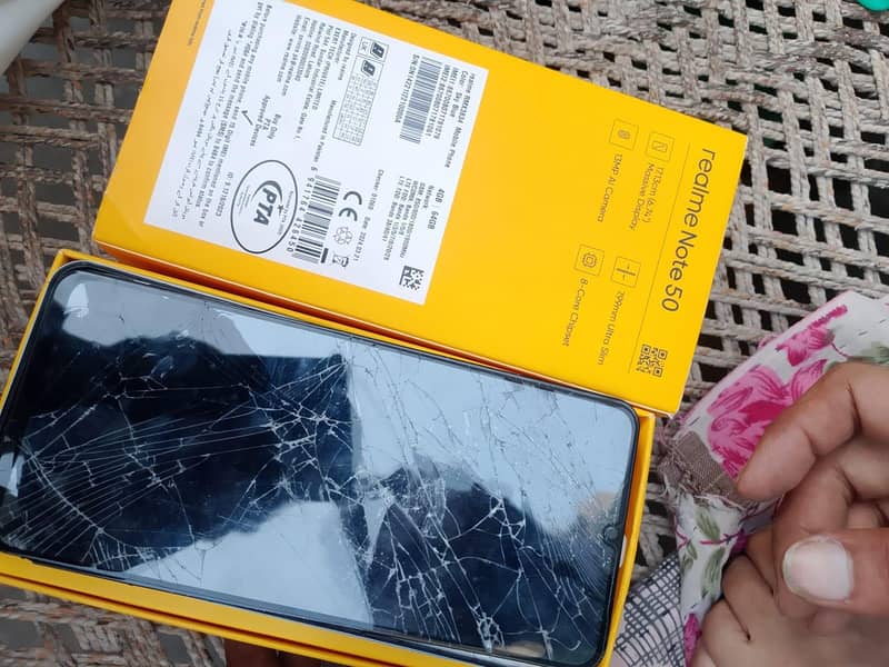 Realme Note 50 4