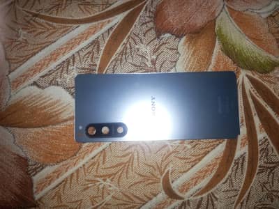 Sony Xperia 5 III or 5 iv
