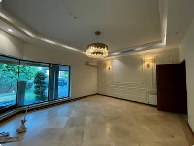 2 KANAL ELEGANT AND FULLY MAINTAINED BUNGALOW IS AVAILABLE FOR SALE IN THE BEST BLOCK OF DHA LAHORE.