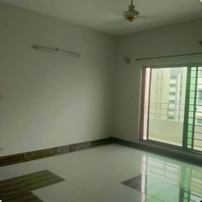 10 Marla 3-Bed Luxury 2nd Floor Apartment for Rent in Askari 11 Lahore | Prime Location