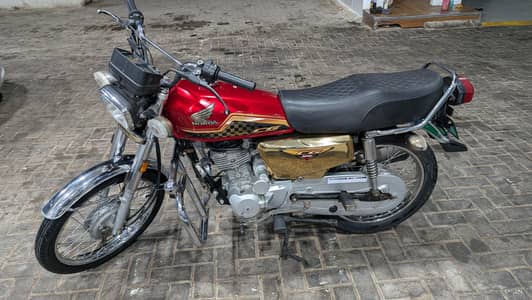 Honda C. g 125 special edition 5 stroke (0311-2823065)