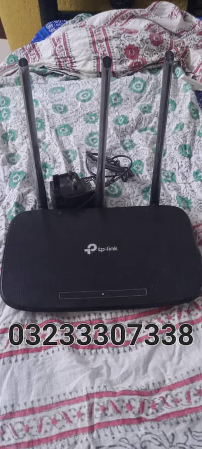 Tplink 3 antina router seald only same month used