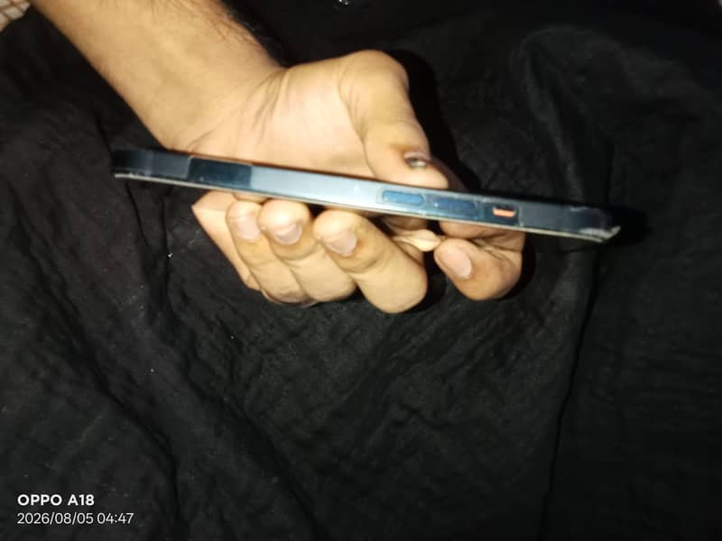 Apple iPhone 14 5