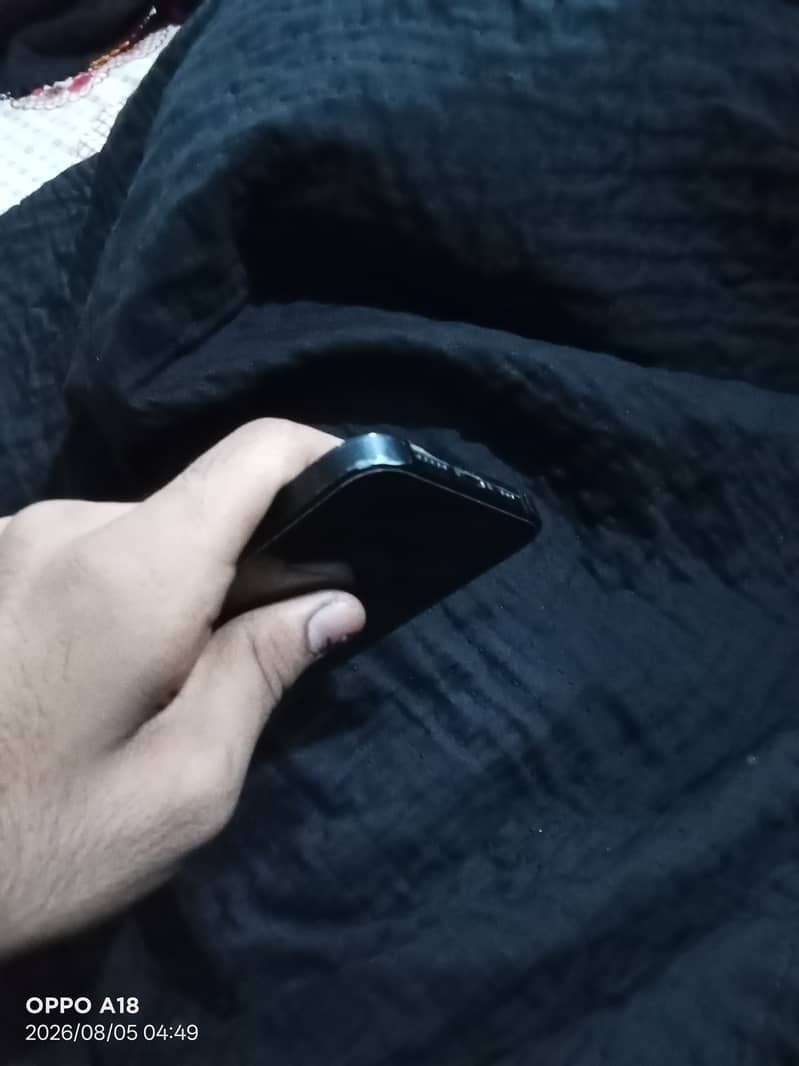 Apple iPhone 14 6