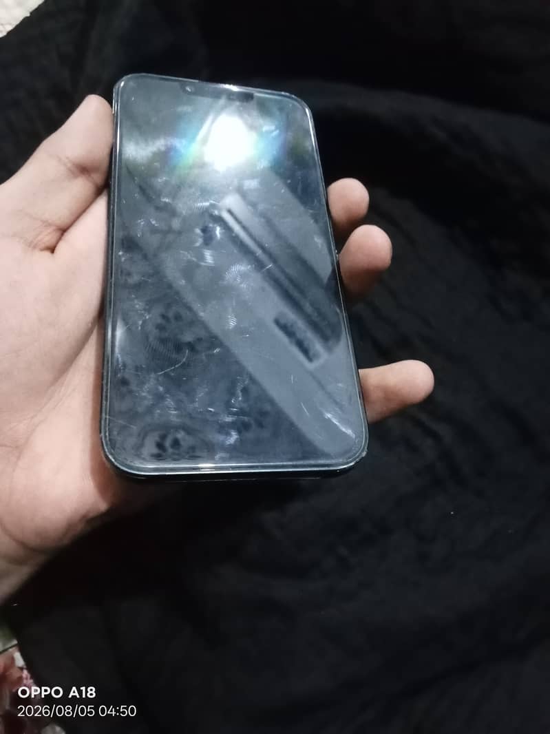 Apple iPhone 14 11