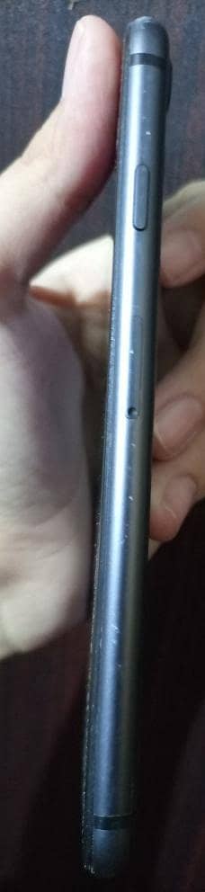 Apple iPhone 8 2
