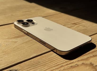 Apple iPhone 16 Pro Max