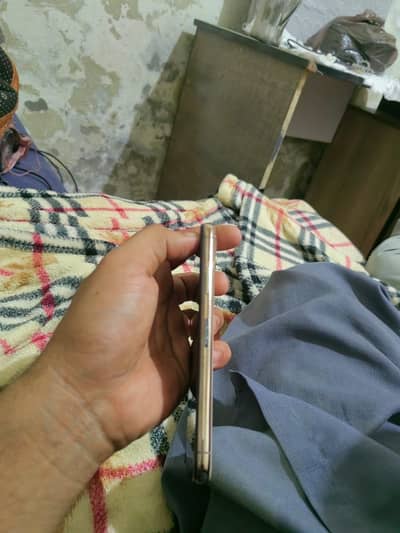 Apple iPhone XS