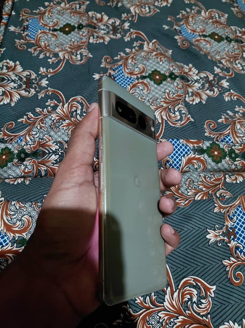 Google Pixel 7 Pro 4