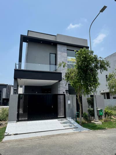 A Palatial Residence For Sale In Bankers Avenue Cooperative Housing Society Bankers Avenue Cooperative Housing Society