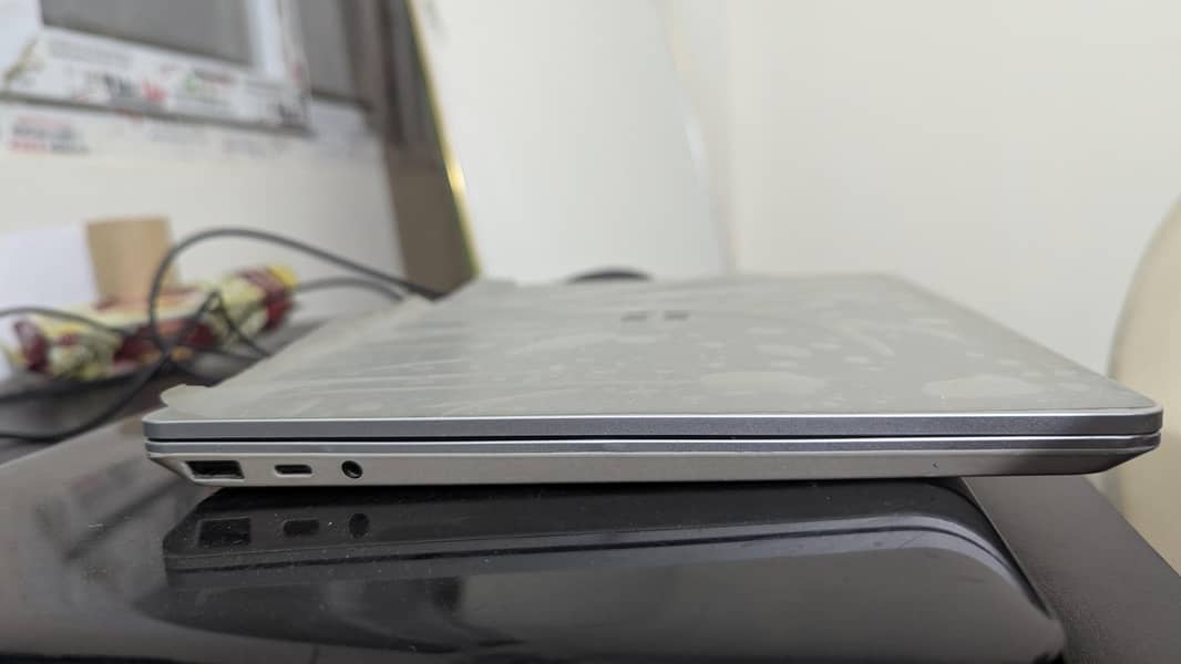 Microsoft Surface 10th Generation PixelSense Touch Display 2
