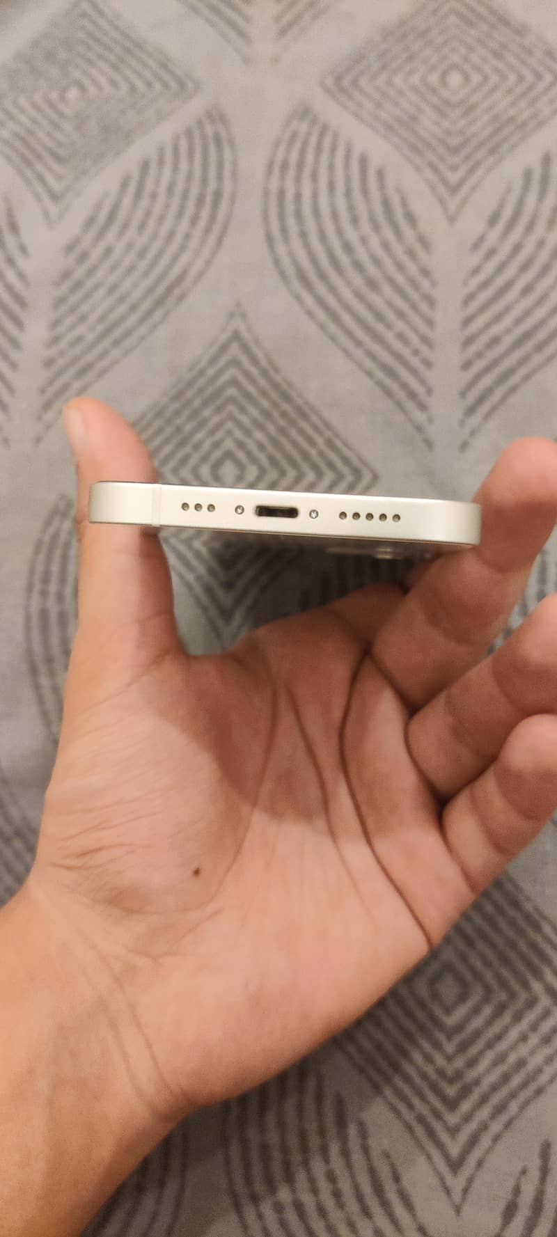 Apple iPhone 12 2