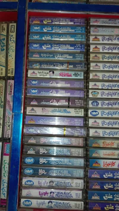 audio cassette behtareen condition for sale