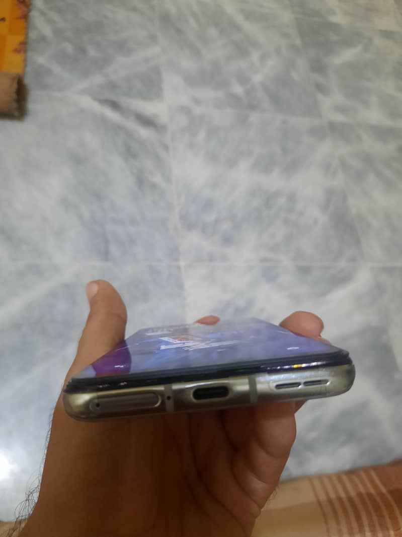 One Plus 8T 4