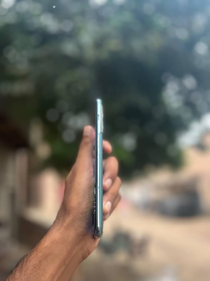 One Plus 10 Pro 5