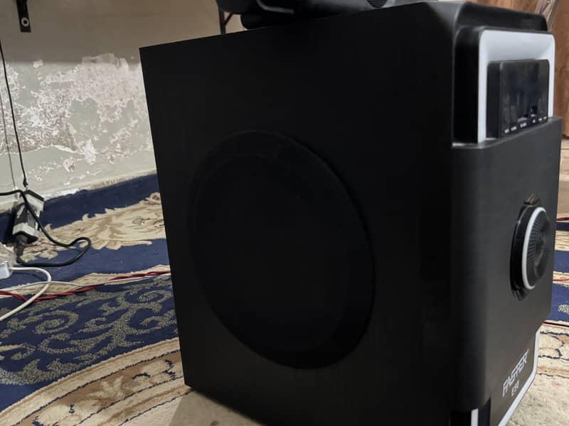 Faster e50 speakers 0