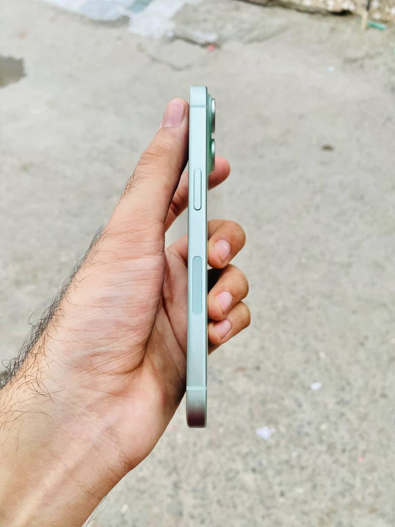 Apple iPhone 15 1